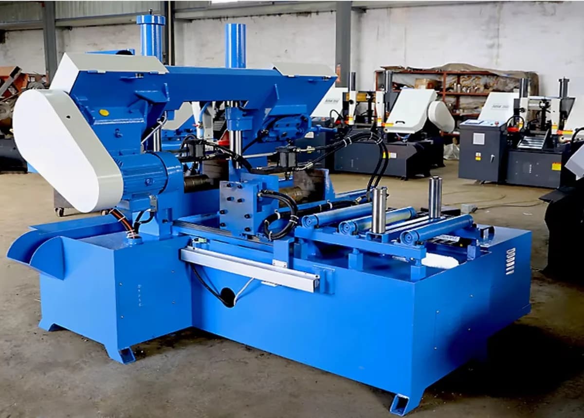Fully Automatic PLC dis play CNC Double Column Metal Cutting Bandsaw Machine Model GZK4228 — image 3