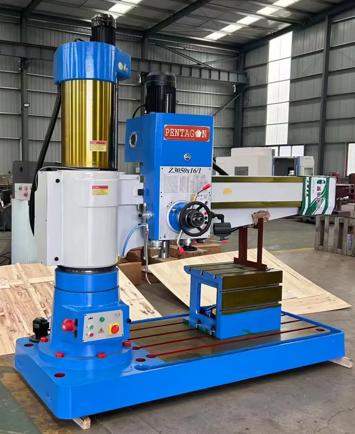 All Geared Auto Feed Radial Drilling Machine with Hydraulic Locking and Feeding Mechanism — image 8