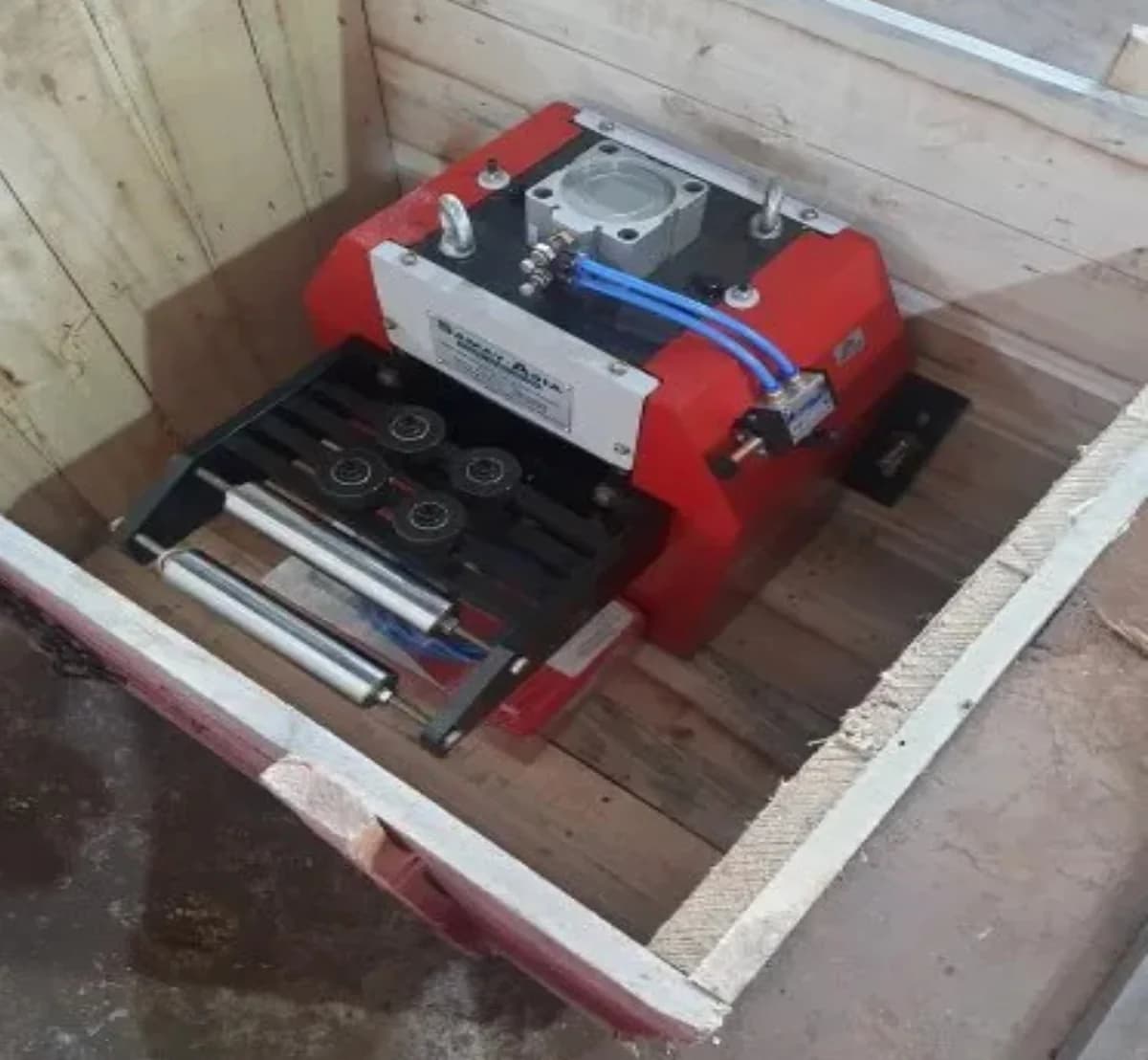 High Precision NC Servo Roll Feeder for Coil Feeding & Press Applications — image 6