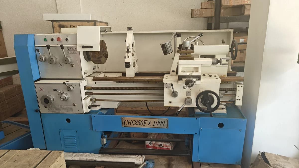 All Geared High Speed High Precision Lathe Machine CH6250 Series — image 11