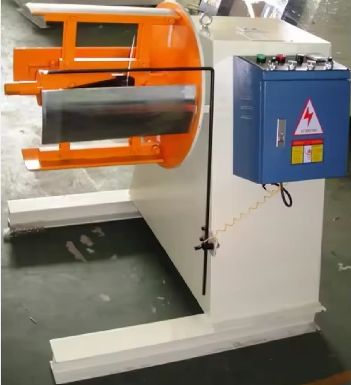 Motorized Uncoiler-Decoiler Machine for Coil Feeding — image 4