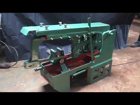 PENTAGON Metal Cutting Hydraulic power hack saw machine — demo