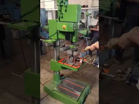 Geared Head heavy duty Pillar type Drilling Machine — demo