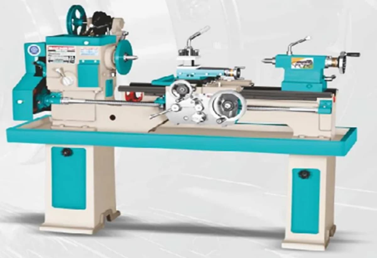 LIGHT Duty Belt Driven Lathe model 1370/4'6" — image 6