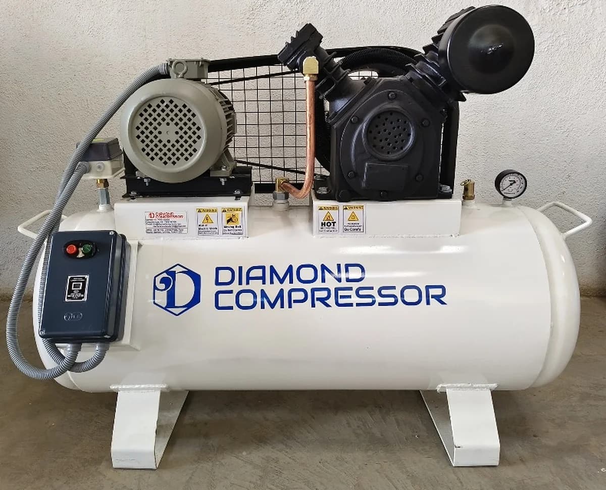 Heavy Duty Two Stage Lubricated Reciprocating Type Air Compressor — image 7