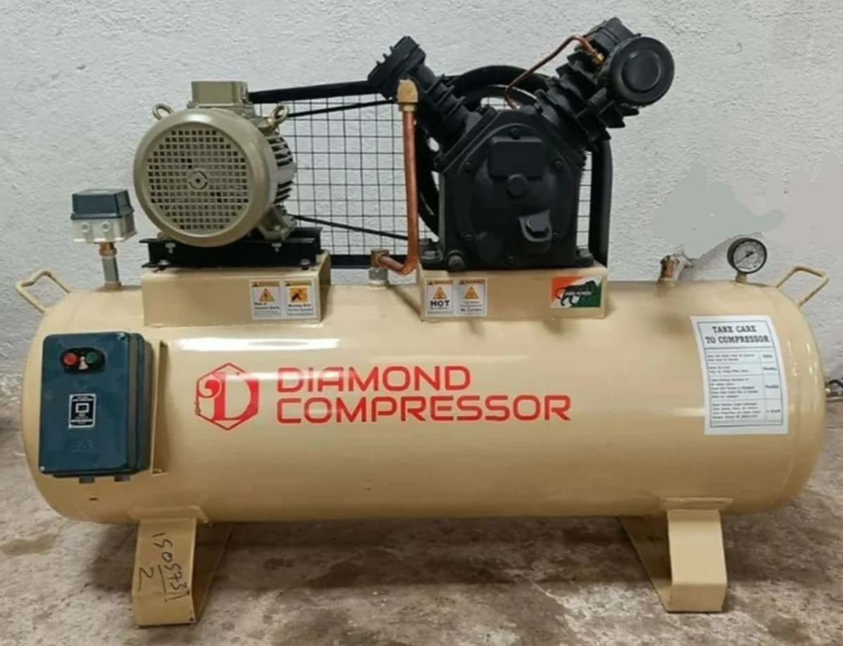 Heavy Duty Two Stage Lubricated Reciprocating Type Air Compressor — image 10
