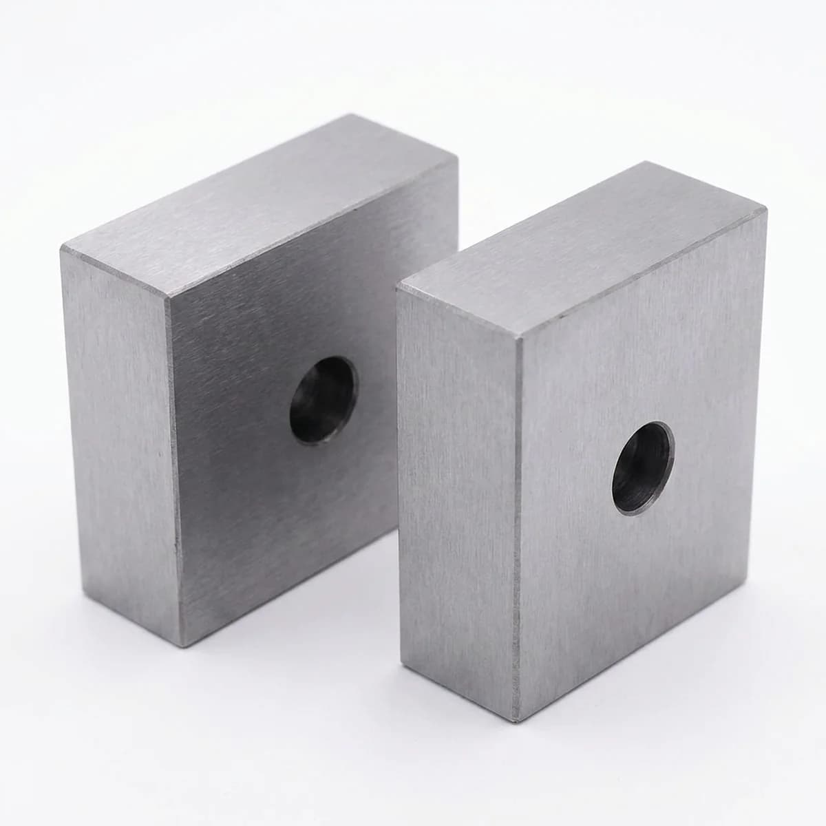 Crystal 1-2-3 Block with One Hole for Industrial & Workshop Use — image 4